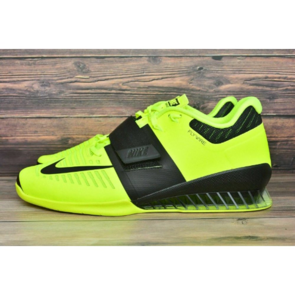 Nike Romaleos 3 Men's Yellow Athletic Running Shoes Sneaker Size US 13 JS13